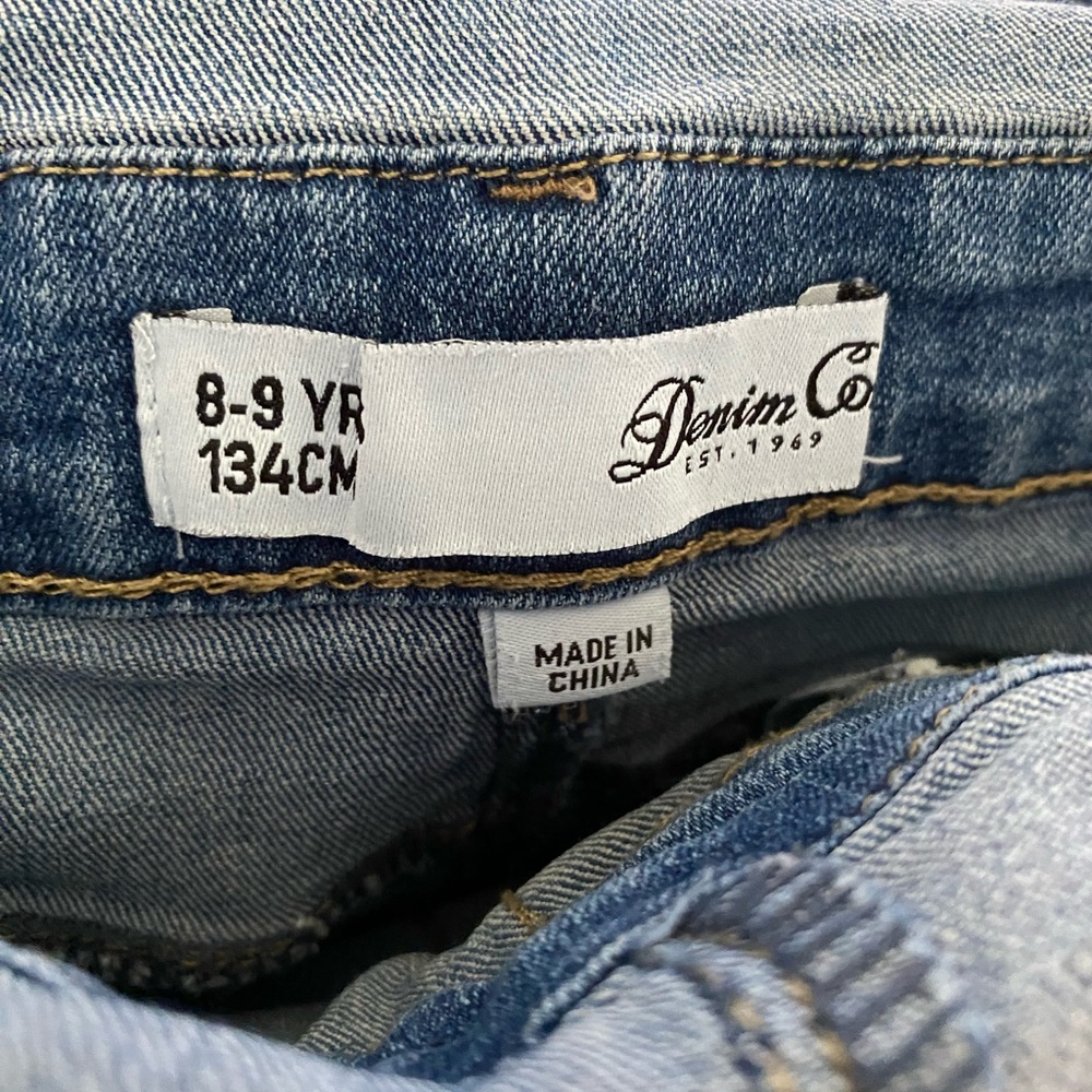 Girls Denim Shorts Overalls - Picture 3 of 3